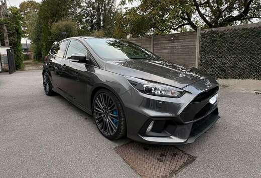 Ford Focus RS 2.3 EcoBoost 4x4 Limited