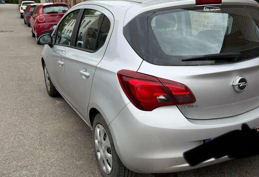 Opel Corsa 1.2i Black Edition