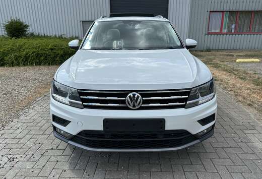 Volkswagen 1.5 TSI 7 SITZE - PANO - LEICHTE UNFALL, F ...