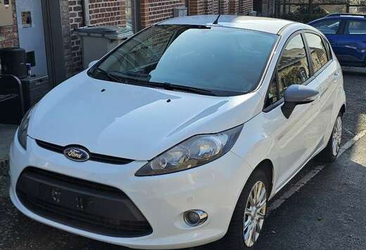 Ford 1.4 TDCi Titanium