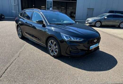 Ford Focus Clipper 1.0 EcoBoost MHEV ST-Line X/Naviga ...
