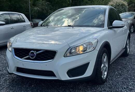 Volvo 2.0D Summum AUTO./Cuir/Clim/ Jantes/Marchand