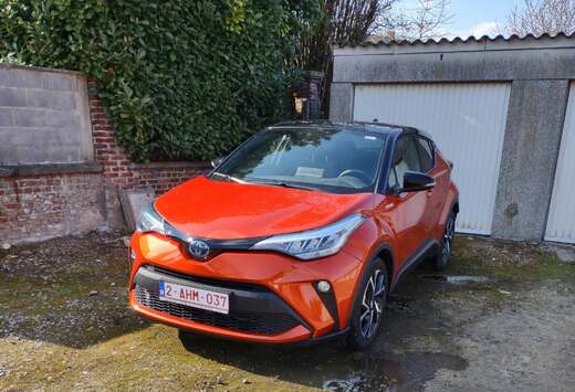 Toyota Hybrid 1.8i VVT-i C-Enter E-CVT (EU6AP)