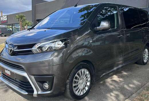 Toyota *Verso 1.5 D-4D* 8 PLACES* CRUISE* CAMERA*