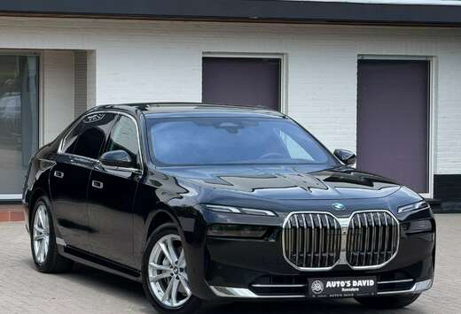 BMW 740 dXAS*HUD*B&W*PANO*