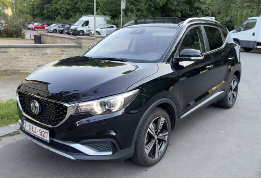 MG e-ZS 44.5 kWh Luxury