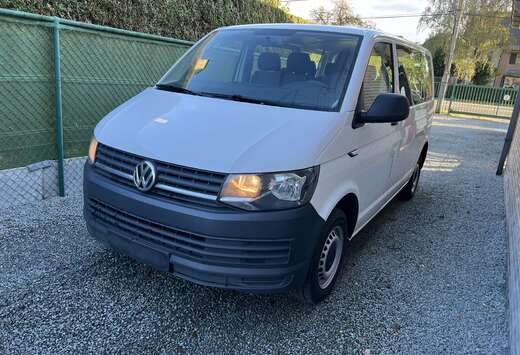 Volkswagen MHD Kurz EU6.  minibus 9 plaatser