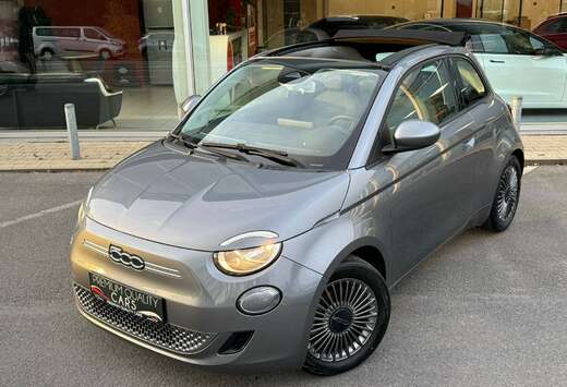 Fiat ICON / CARPLAY / SENSOREN / NAVI / AIRCO / KEYLE ...