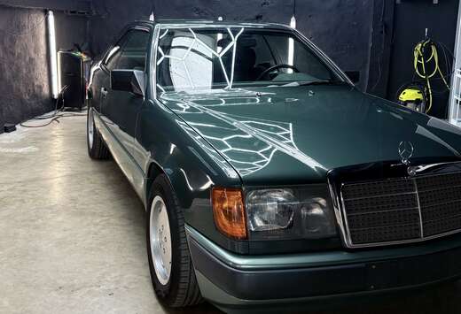 Mercedes-Benz C124