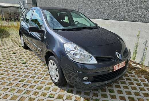 Renault Clio 1.2i 16v Community 2