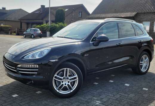 Porsche 3.0 D V6 Platinum EditionTiptronic S