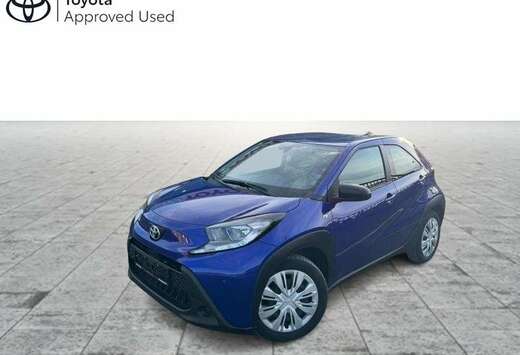 Toyota 1.0L CVT X play