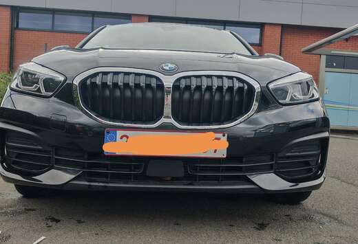 BMW BMW 116D 2021  full BLACK