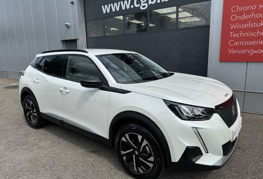 Peugeot 12 PureTech 100pk ALLURE PACK