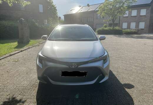 Toyota 1.8 Hybrid Touring Sports Business Edition
