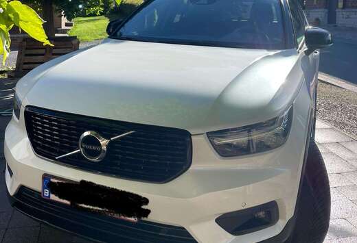 Volvo XC40 2.0 D3 R-Design Geartronic + Attache R
