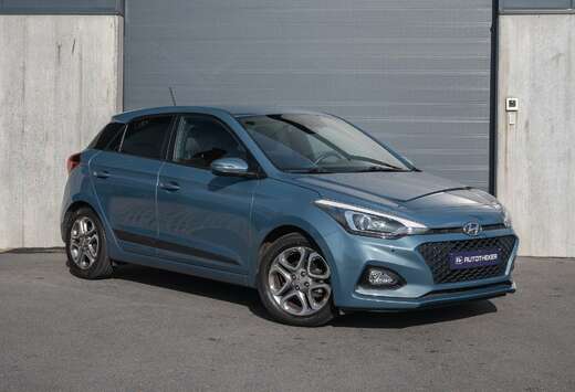 Hyundai i20 1.2i / Carplay / Camera / Zetelverwarming