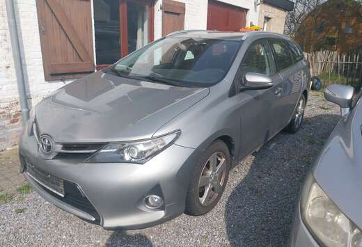 Toyota Auris SW 1.4 D-4D Active