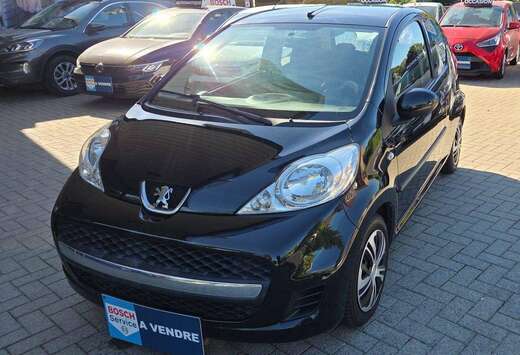 Peugeot 107 1.0i