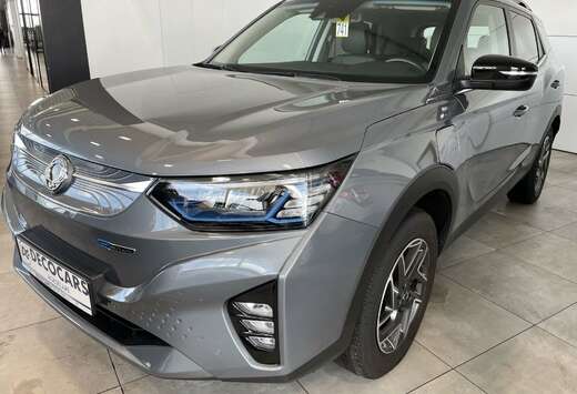 SsangYong Full option / Leder / Schuifdak / Trekhaak