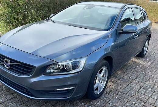Volvo V60 2.0 D2 Momentum