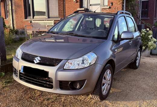 Suzuki 1.6i GLX Outdoor