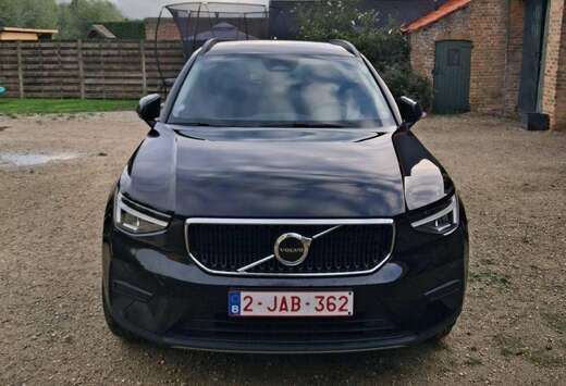 Volvo XC40 2.0 B3 MHEV Essential DCT Essential