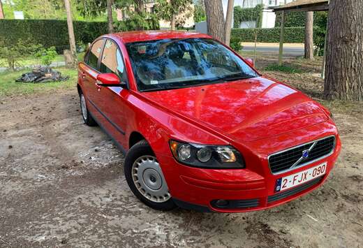 Volvo S40 1.8i 16v