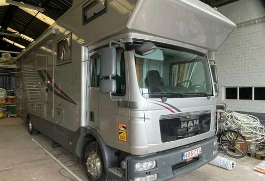 Mobilhome met autogarage