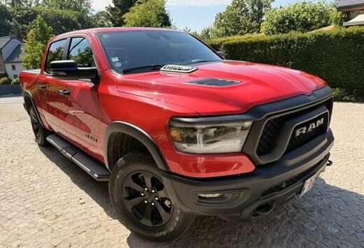 Dodge RAM 1500 CREWCAB 5FT-BOX