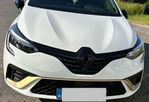 Renault Clio Hybrid 1.6i E-TECH Engineered