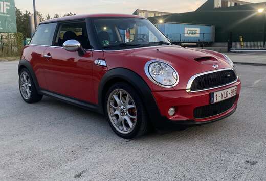 MINI 1.6i
