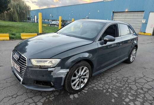 Audi A3 Sportback e-tron 40 TFSI PHEV S .) (110 kW