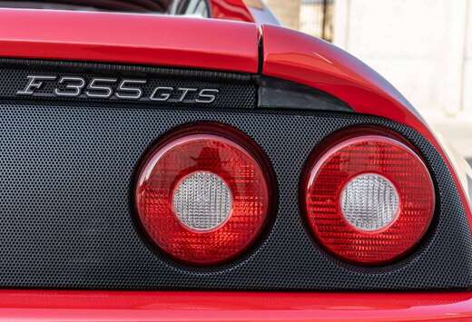 Ferrari 3.5i V8 40v GTS