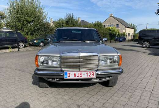 Mercedes-Benz Long Wheel Base
