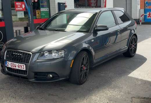 Audi 1.8 Turbo 16v FSI Ambition S line