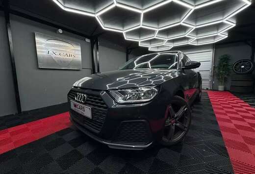 Audi AUDI A1 * LOOK SLINE * CARPLAY