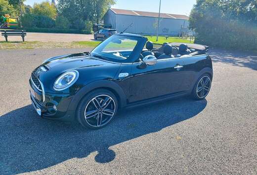 MINI Cabrio