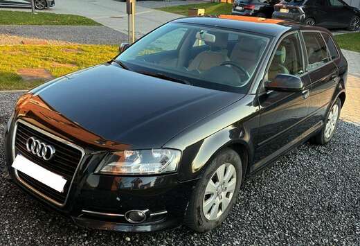 Audi A3 Sportback 1.6 TDi e Attraction Start/Stop DPF