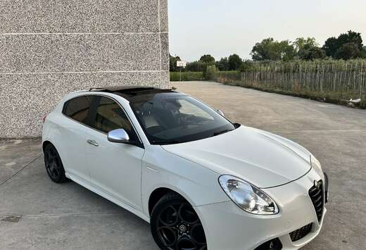 Alfa Romeo 2.0 jtdm(2) 140cv Tetto/lXenon/Alcantara/S ...