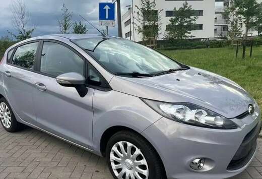 Ford 1.25i Titanium