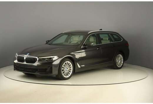 BMW e Touring 204pk Pack Business