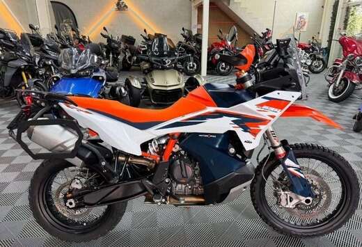 890 Adventure R
