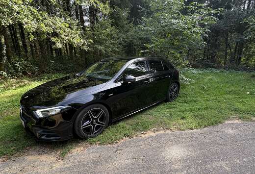 Mercedes-Benz Amg Line Edition Full Black 7G-STRONIC