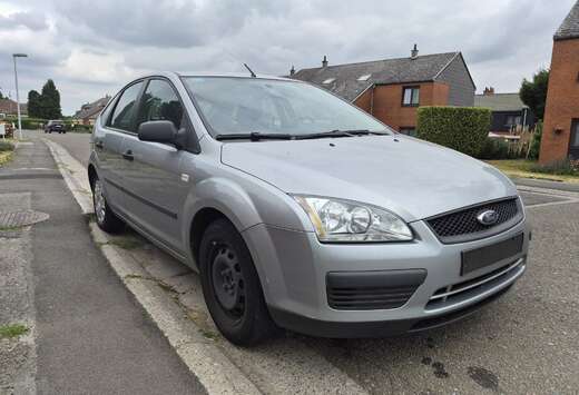 Ford 1.4i 16v Ambiente