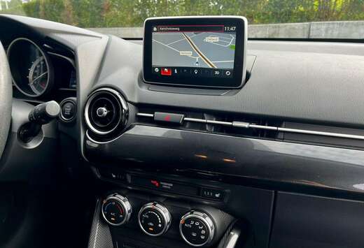 Mazda 1.5i Skyactiv-G Skydrive Ginza