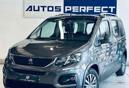 Peugeot 1.2 Performance PDC NAVI BLUETOOTH ISOFIX LIM ...