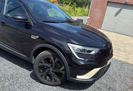 Renault Arkana E-TECH 1.6i E-Tech Engineered