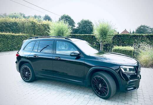 Mercedes-Benz GLB 180 AMG Line
