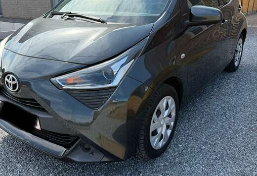 Toyota 1.0i VVT-i x-play II